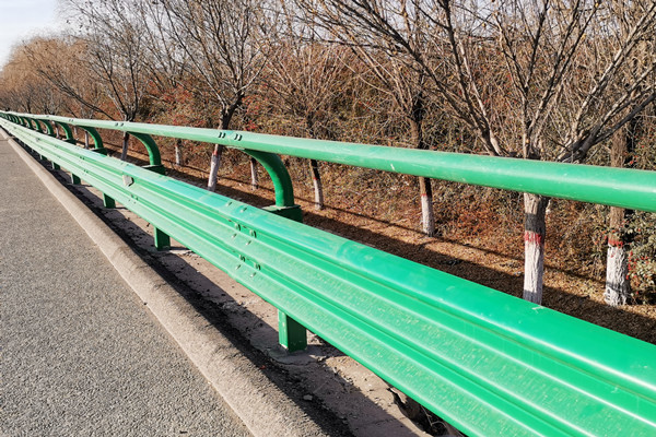 陝西(xī)省交通建設集團取消高(gāo)速公路(lù)省界收費站工(gōng)程（交通安全設施施工(gōng)）西(xī)商段進度報道