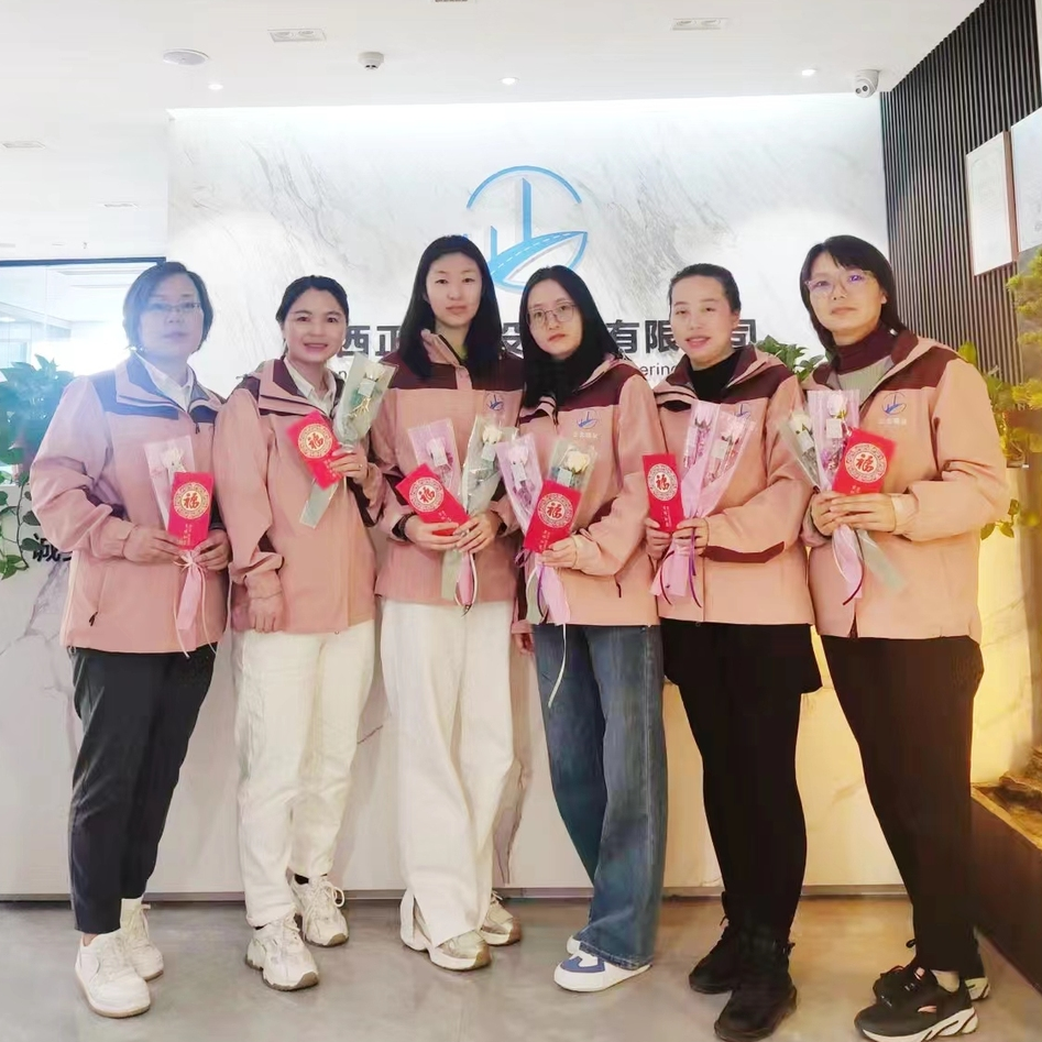 三八節婦女(nǚ)節丨不被定義的(de)“她”