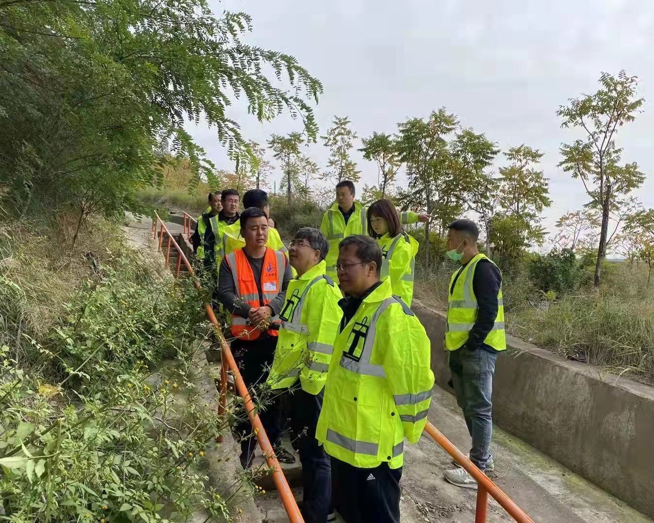 公司承建西(xī)禹高(gāo)速公路(lù)2021年中修工(gōng)程（西(xī)禹橋梁獨墩柱抗傾斜加固項目）進度報道